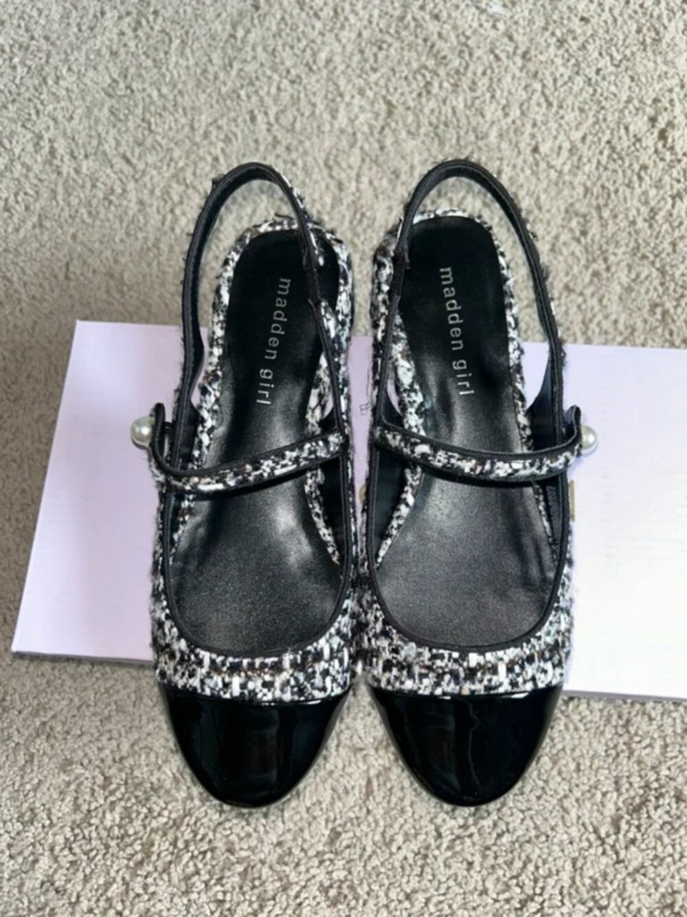 Heeled Flats